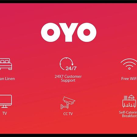Oyo 472 Hotel Sareen New Delhi Exteriör bild