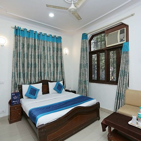 Oyo 472 Hotel Sareen New Delhi Exteriör bild